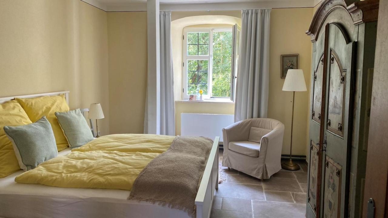 Propstei Wechterswinkel Bed & Breakfast Exterior foto