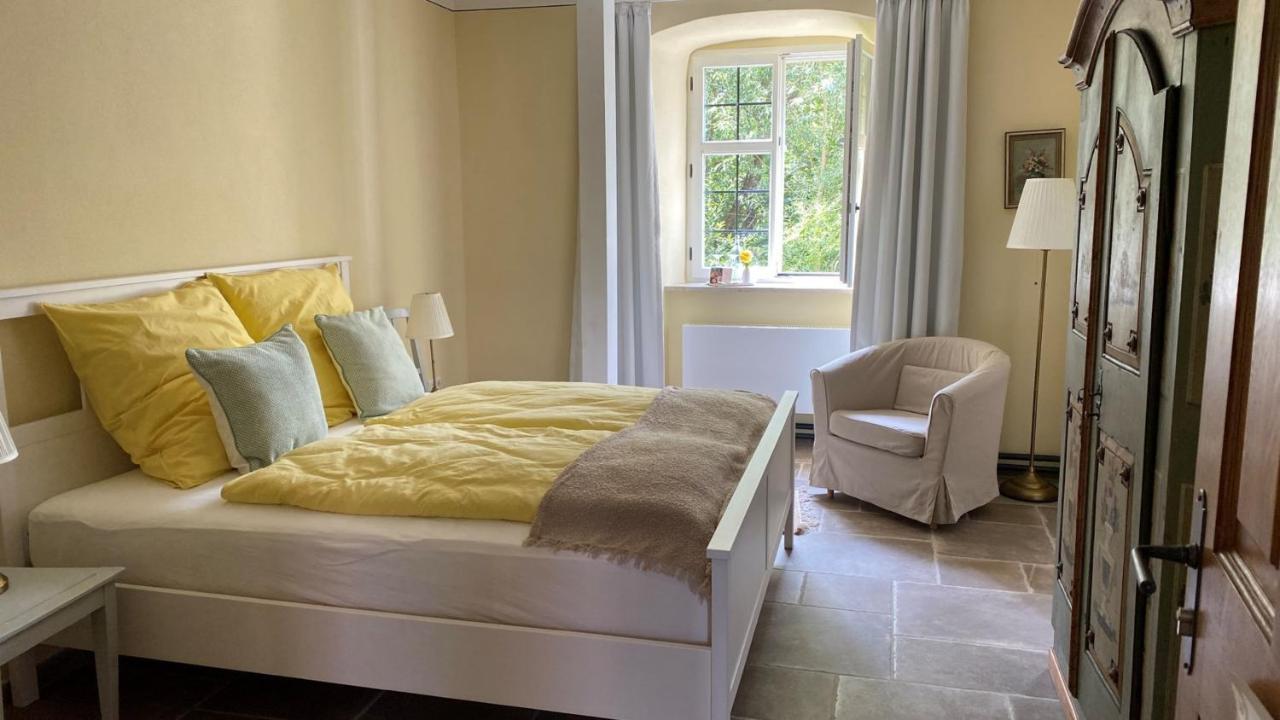 Propstei Wechterswinkel Bed & Breakfast Exterior foto